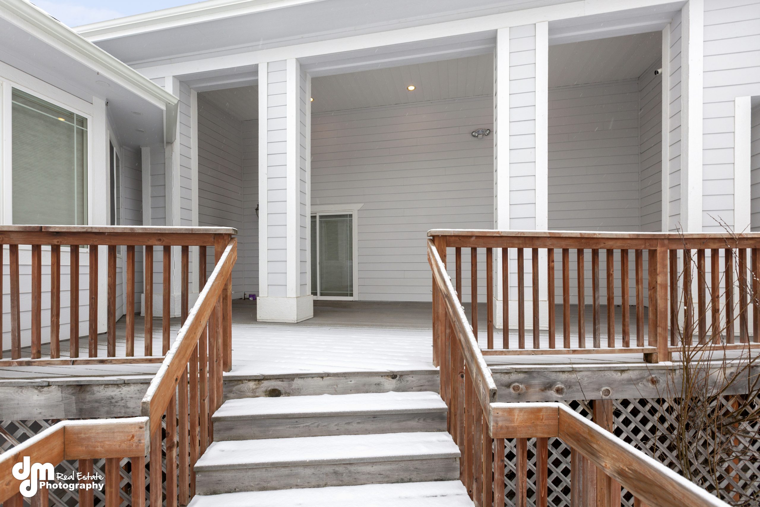 Arcticrose Exterior Back