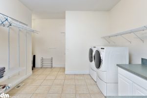 Assisted Living Facility in Wasilla washing machine